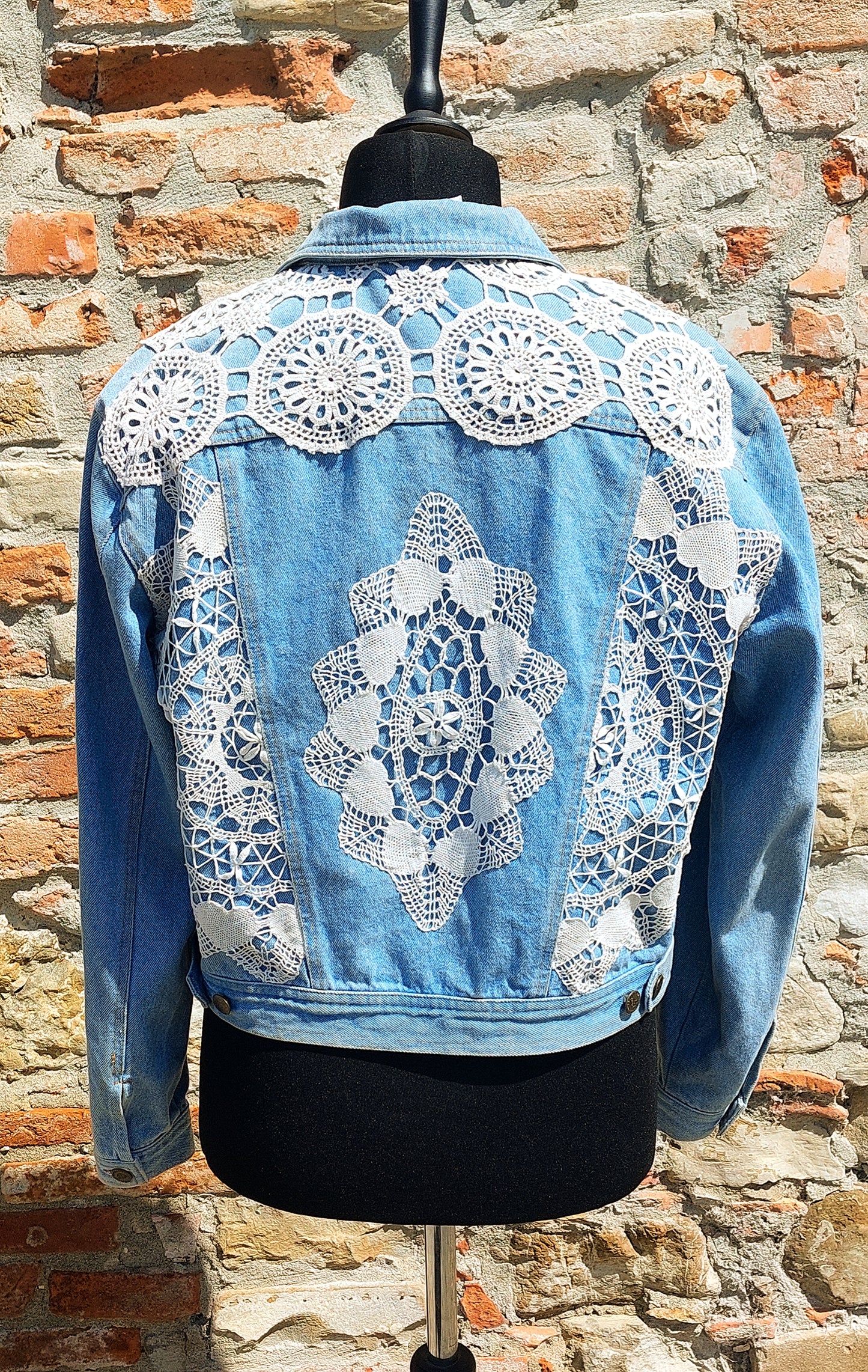Upcycled Laura Biagiotti Denim Jacket with Vintage Doilies – One-of-a-Kind