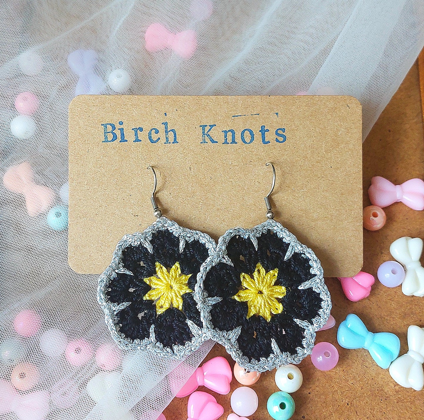 African Flower - Crochet Earrings