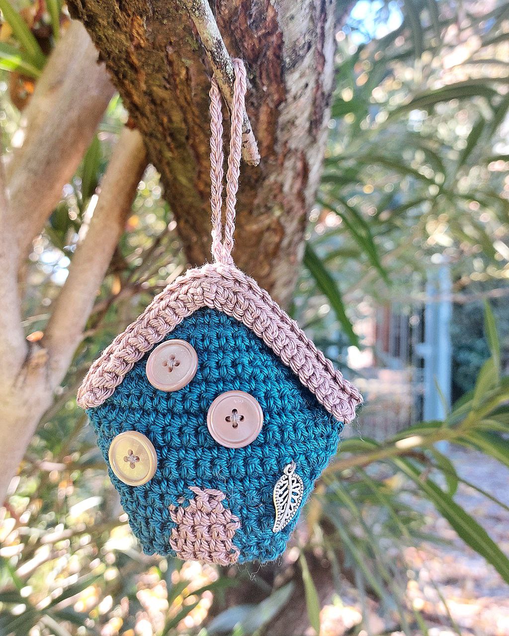 Casetta di pan di zenzero all’uncinetto – Pezzo unico, fatto a mano