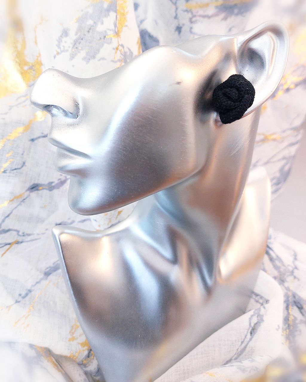 Aurora - Orecchini a forma di rosa all'uncinetto