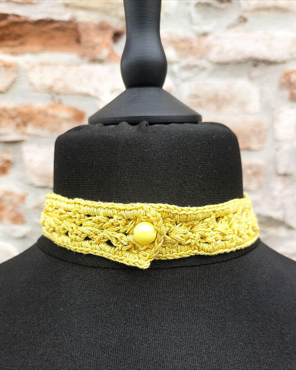Cinderella - Choker Crochet Necklace