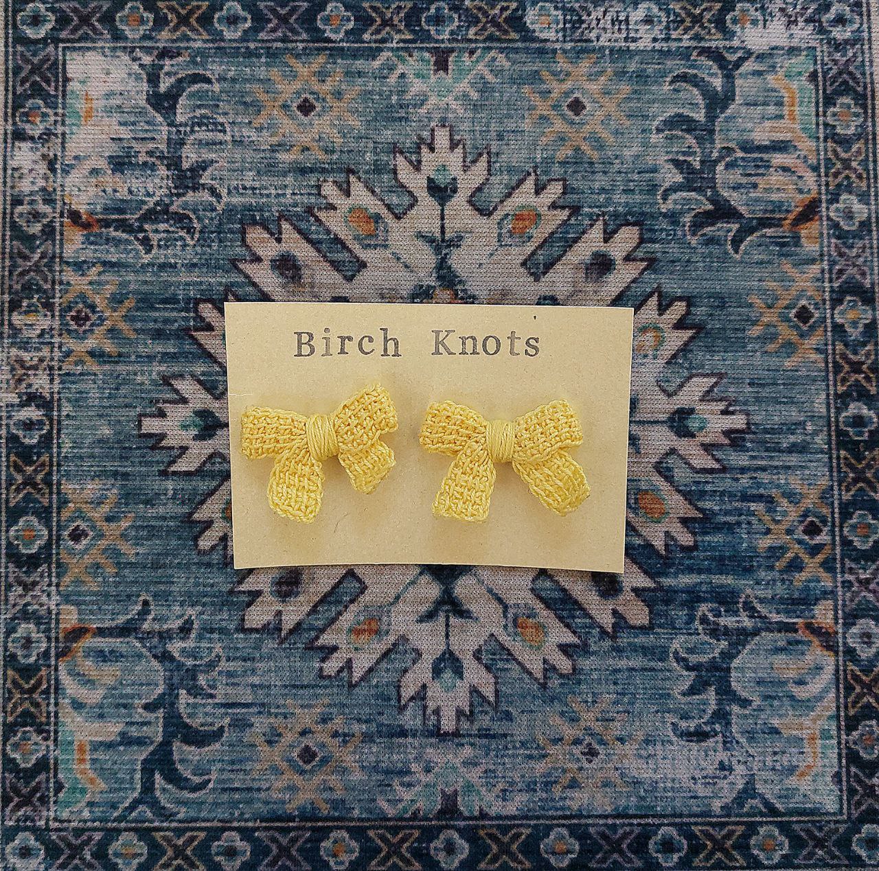 Belle - Crochet Bow Earrings