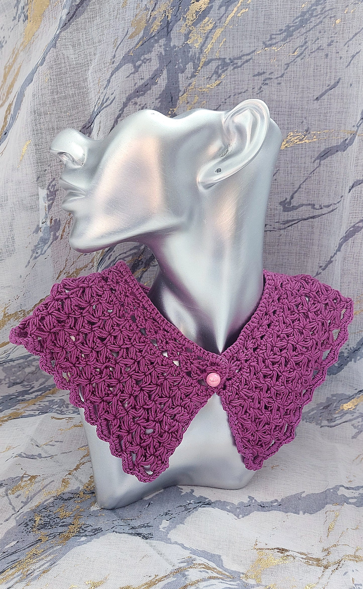 Crochet Collar Carnation