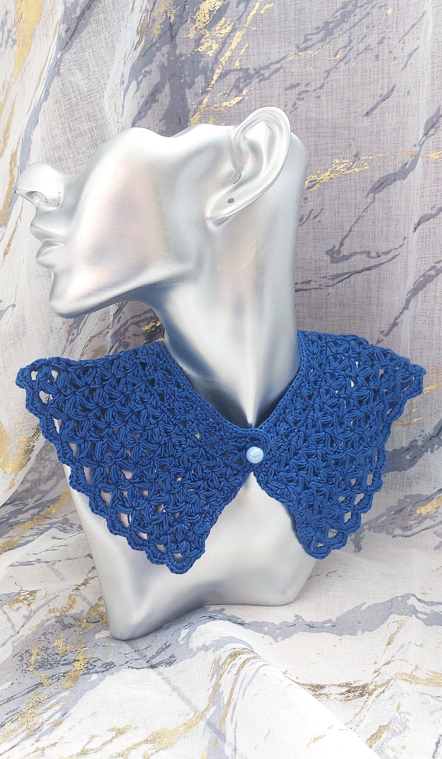 Crochet Collar Carnation