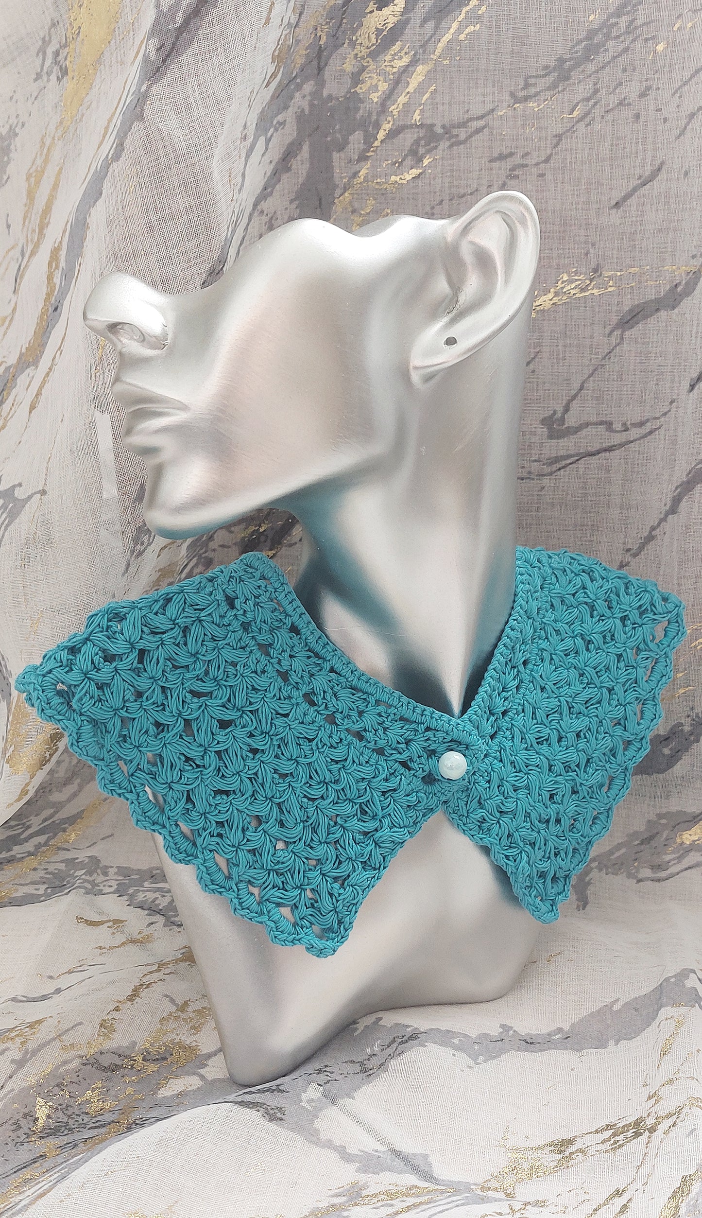 Crochet Collar Carnation