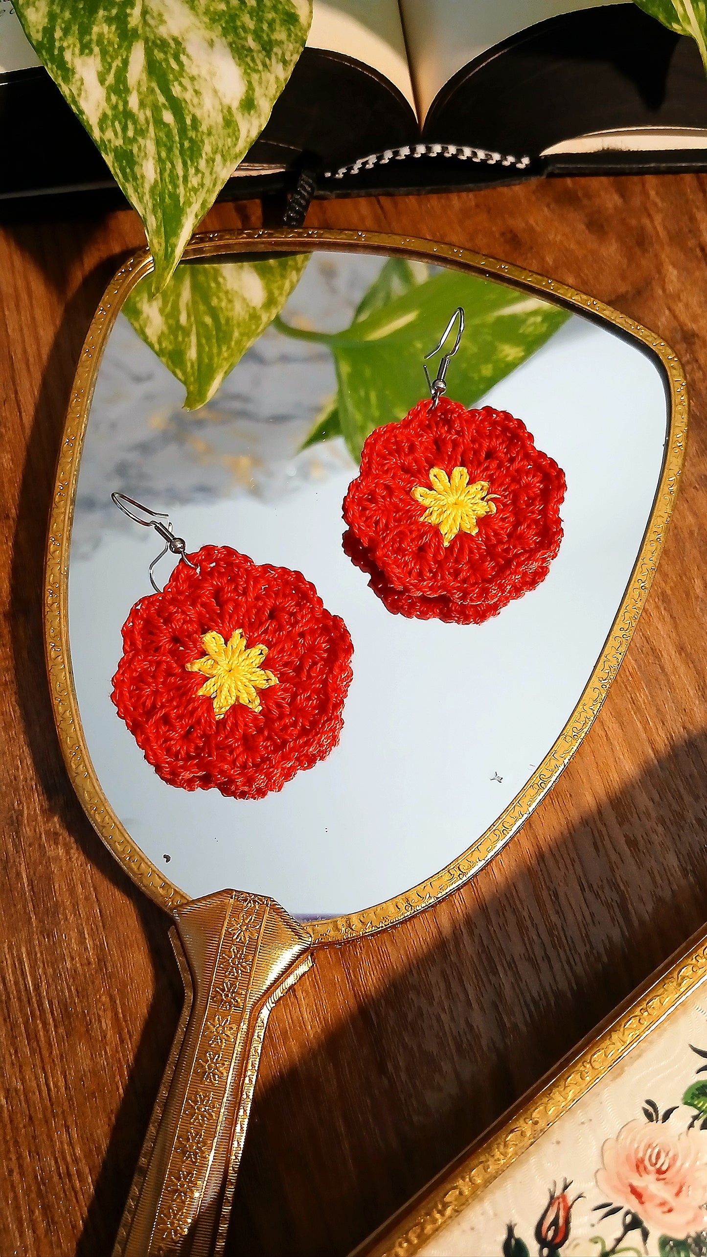 Orecchini African Flower all'Uncinetto